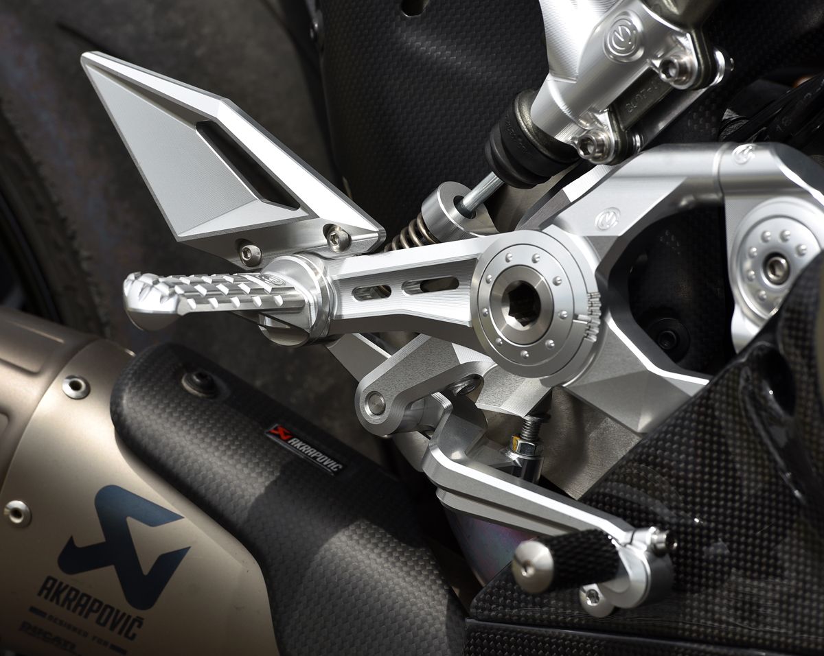 Motocorse Billet Aluminium Rearsets with Titanium Hardware for the